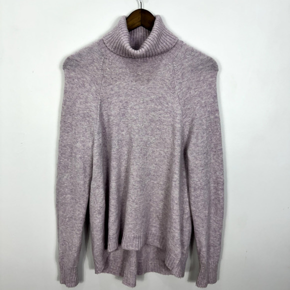 J.Crew‎ Turtleneck Sweater Womens Medium Purple Super Soft Oversized Alpaca Cozy - Picture 1 of 6